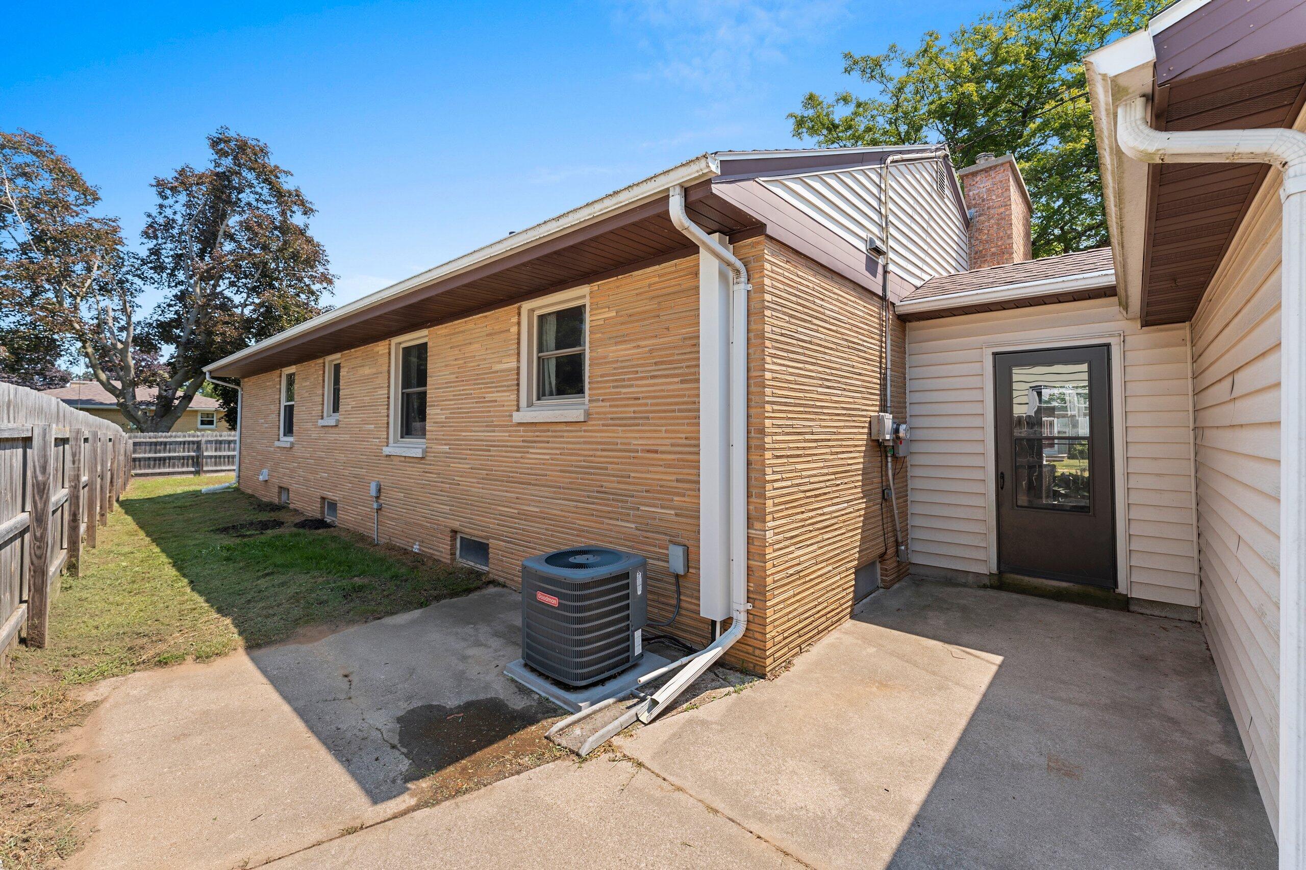 2012 34th Street Two Rivers, WI 54241 - Photo 53 of 59 012-201234thStreet-TwoRivers-WI-54241-SM