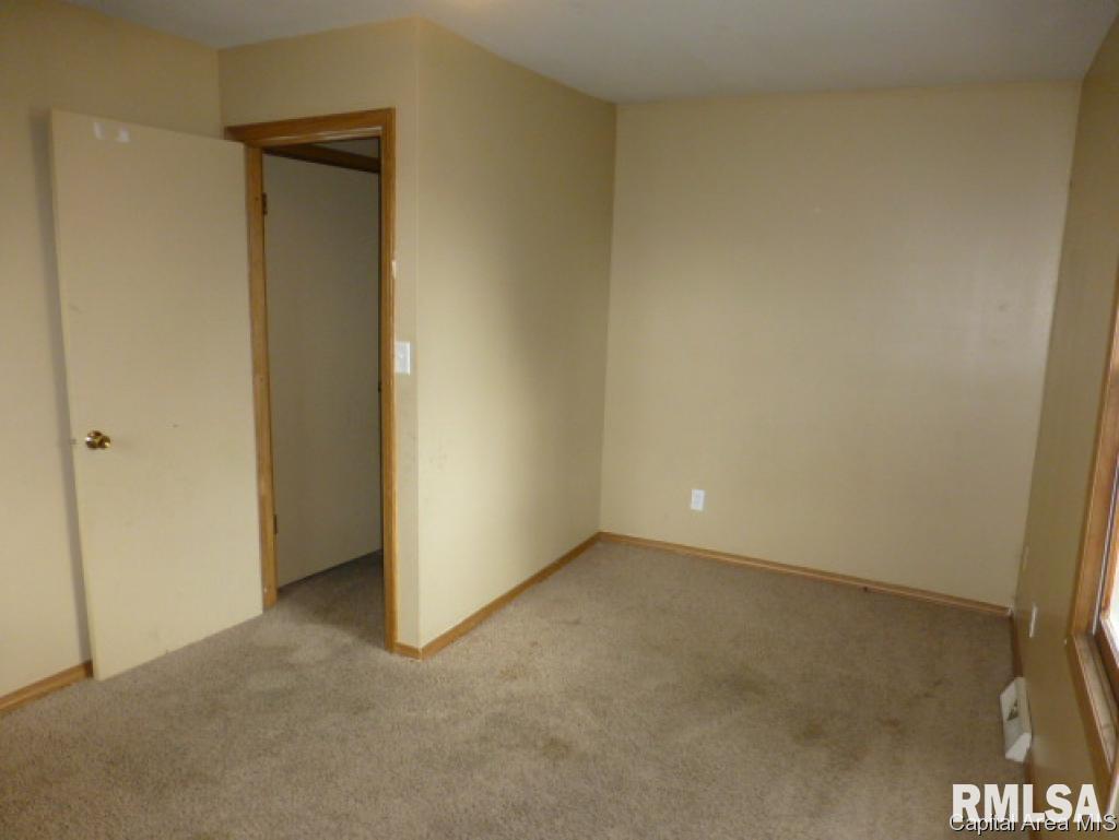 3137 Carman Avenue Springfield, IL 62703 - Photo 8 of 14 Gallery Image 8