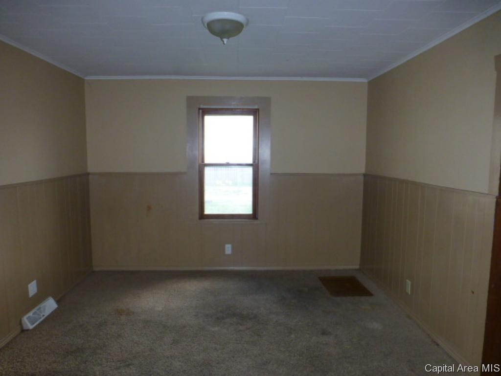 3137 Carman Avenue Springfield, IL 62703 - Photo 9 of 14 Gallery Image 9