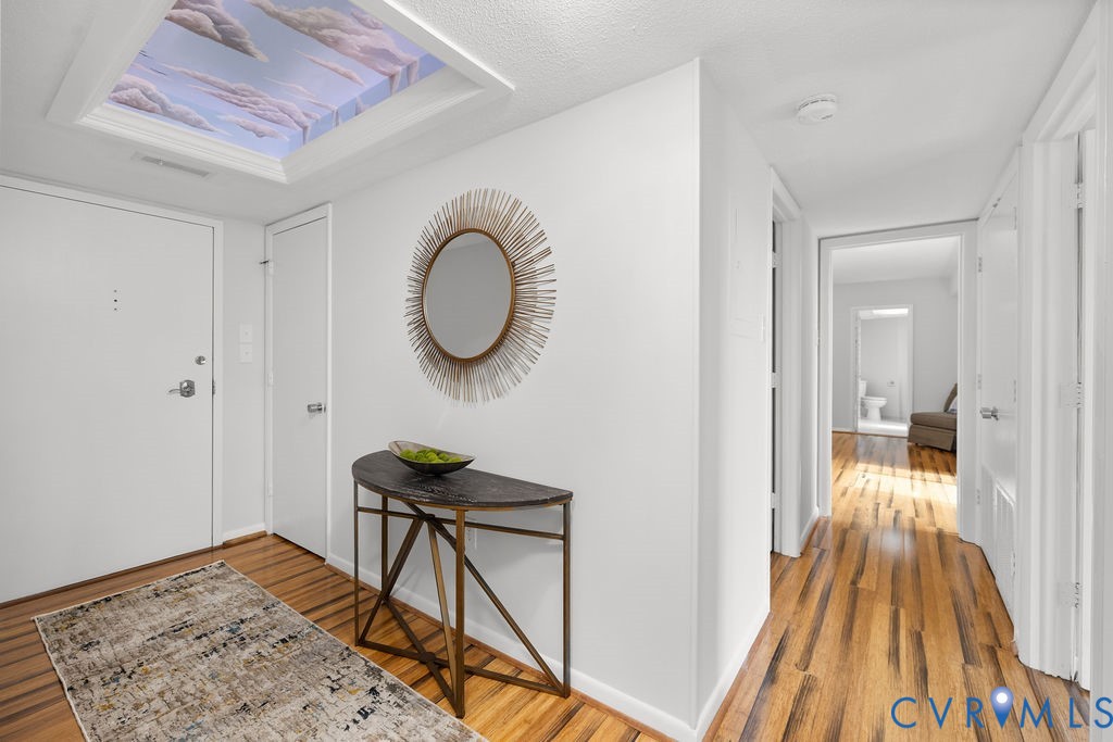 2956 Hathaway Road, Unit U704 Richmond, VA 23225 - Photo 3 of 42 Entryway featuring a decorative skylight, wood-fin