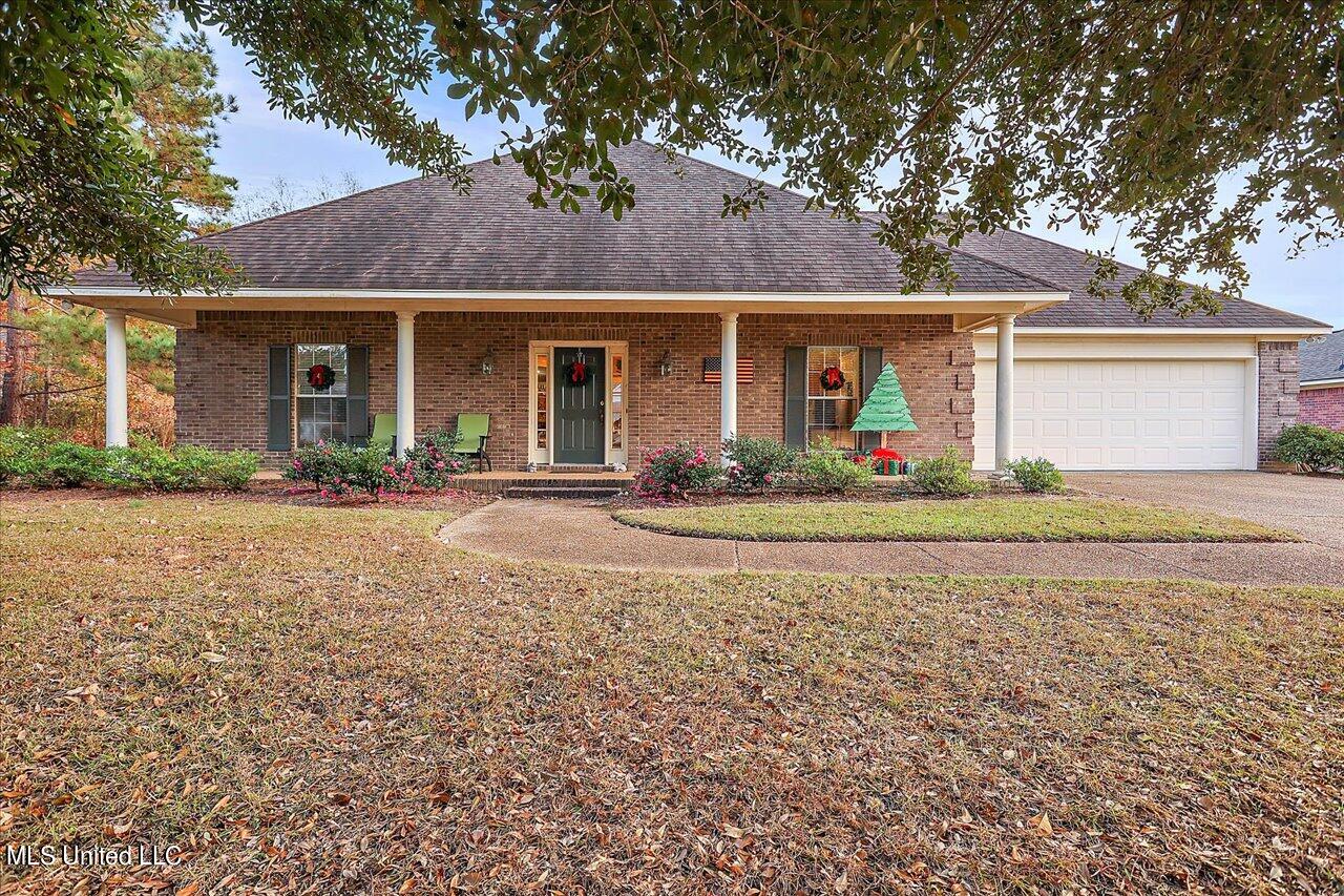 02-320 Hunters Ridge Dr