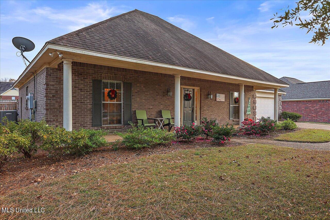 03-320 Hunters Ridge Dr