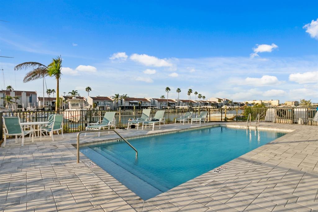 400 150th Avenue, Unit 205 Madeira Beach, FL 33708 - Photo 7 of 60
