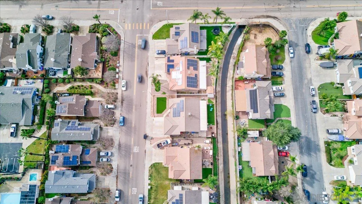 1359 H Street Ramona, CA 92065 - Photo 43 of 52 a picture of outdoor space with outdoor seating