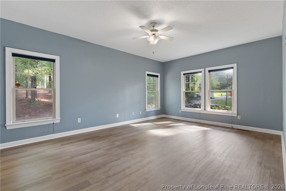1811 Columbine Road Sanford, NC 27330 - Photo 28 of 50 Gallery Image 28