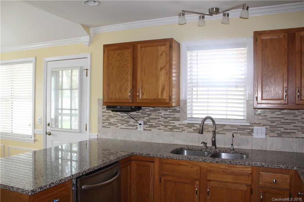 4571 Cochran Farm Road Southwest Concord, NC 28027 - Photo 6 of 20 Gallery Image 6
