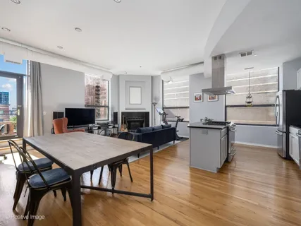 $439,900 | 910 South Michigan Avenue, Unit 611, Chicago, IL 60605