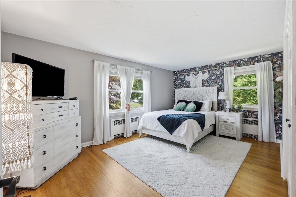 75 Adrian Avenue West Springfield, MA 01089 - Photo 23 of 41