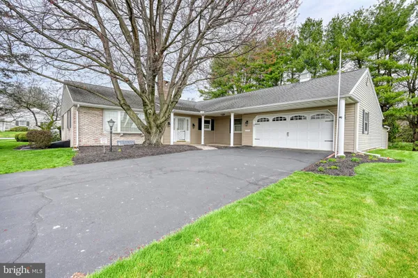 $224,999 | 601 North College Street, Myerstown, PA 17067