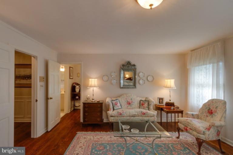 8401 Brook Road McLean, VA 22102 - Photo 2 of 28 Bedroom (Master)