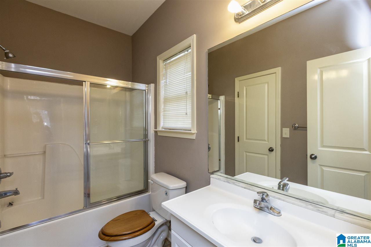 121 Merimeadows Drive Calera, AL 35040 - Photo 14 of 25