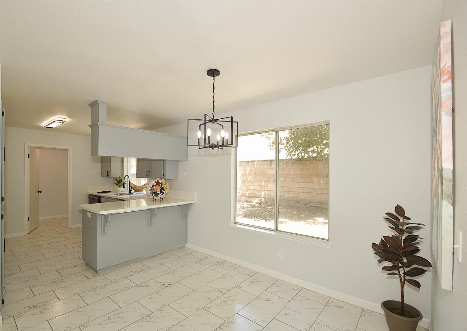 3290 North Rafael Avenue Fresno, CA 93722 - Photo 8 of 10