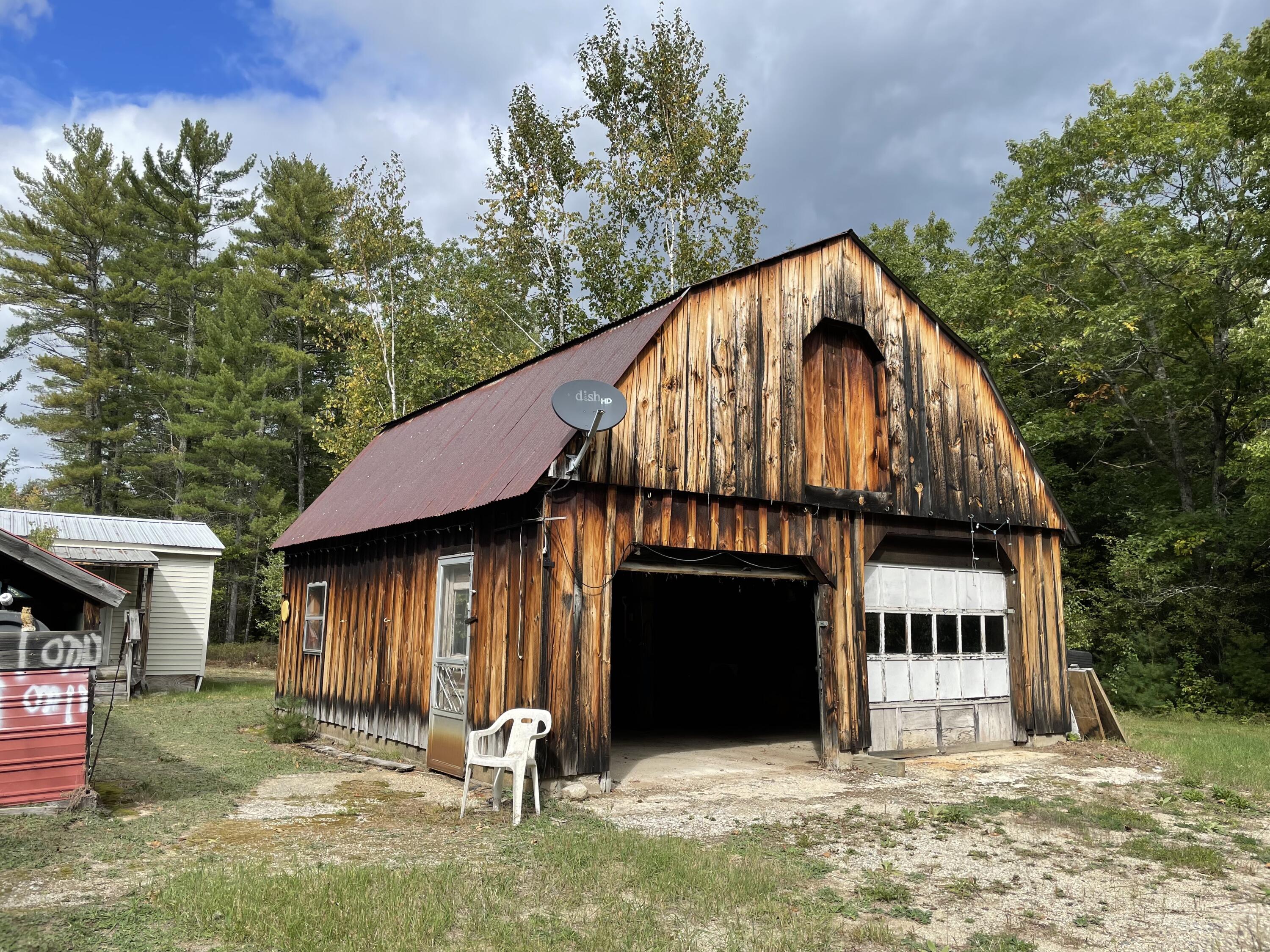 32 Hapgood Road Harrison, ME 04040 - Photo 7 of 37 2 Car Gambrel Garage