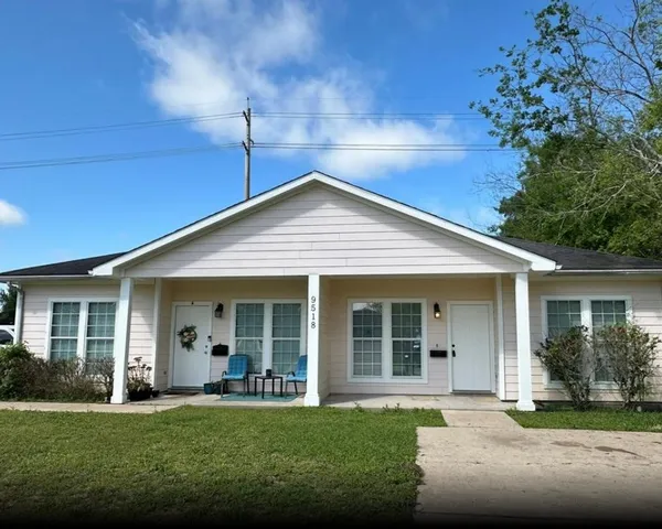 $1,595 | 9518 Ashville Drive, Unit A, Houston, TX 77051