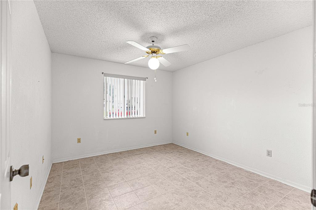 8208 Southwest 108th Ln Road Ocala, FL 34481 - Photo 14 of 55