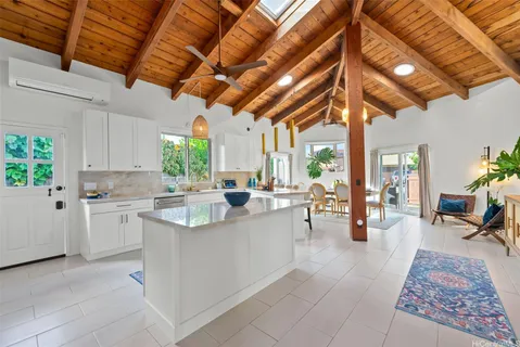 $3,225,000 | 610 Milokai Street, Kailua, HI 96734