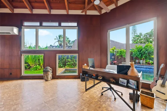 $3,225,000 | 610 Milokai Street, Kailua, HI 96734