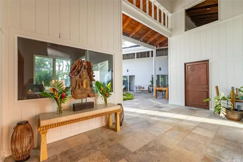 $3,225,000 | 610 Milokai Street, Kailua, HI 96734