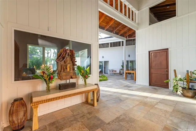 $3,225,000 | 610 Milokai Street, Kailua, HI 96734