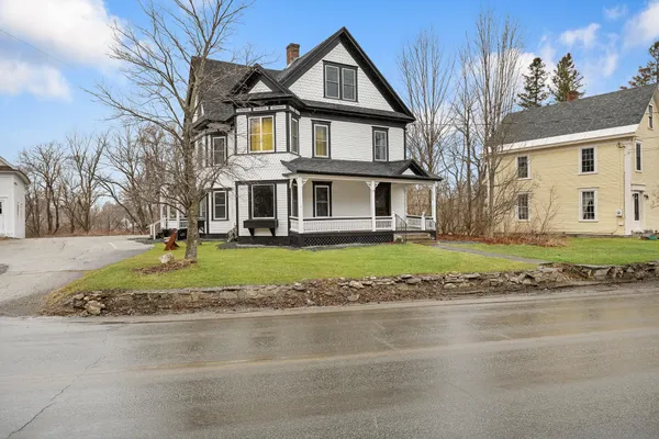 $359,900 | 69 Main Street, Colebrook, NH 03576