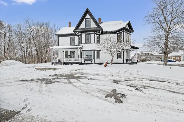 $359,900 | 69 Main Street, Colebrook, NH 03576