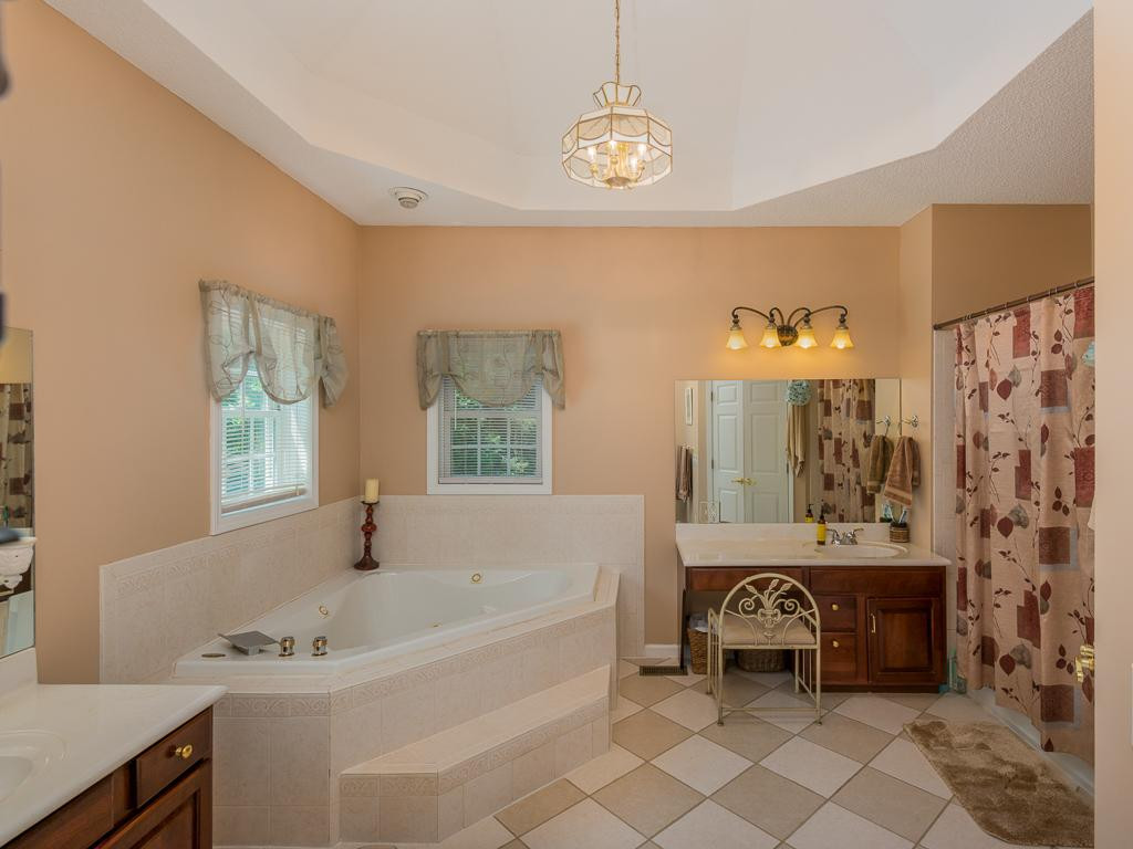 242 Edgefield Road Bristol, TN 37620 - Photo 19 of 36 Photo 19