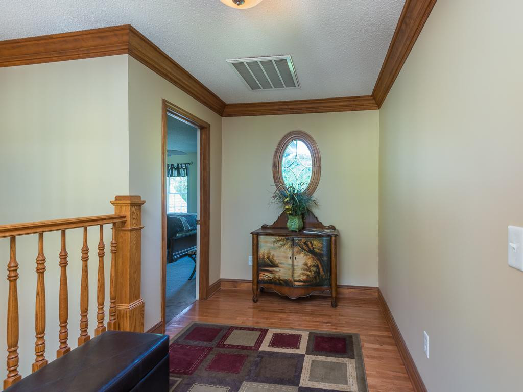 242 Edgefield Road Bristol, TN 37620 - Photo 21 of 36 Photo 21