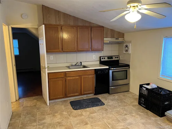 $2,500 | 45 Halfcircle Drive, Holbrook, NY 11741