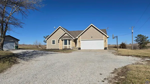 $445,000 | 15088 222 Road, Holton, KS 66436
