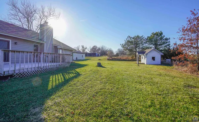 $460,000 | 15088 222 Road, Holton, KS 66436
