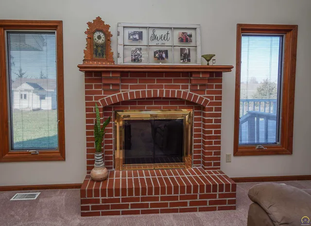 $460,000 | 15088 222 Road, Holton, KS 66436