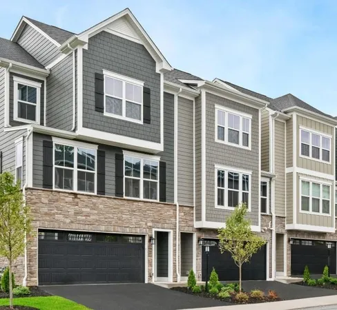 $454,990 | 170 Breckenridge Court, Cranberry Township, PA 16066