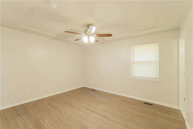 $2,125 | 1704 West Pelham Path, Raymore, MO 64083