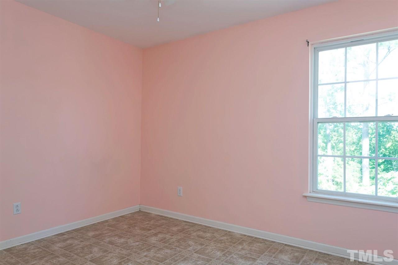 5813 Wynmore Road Raleigh, NC 27610 - Photo 12 of 20 Gallery Image 12