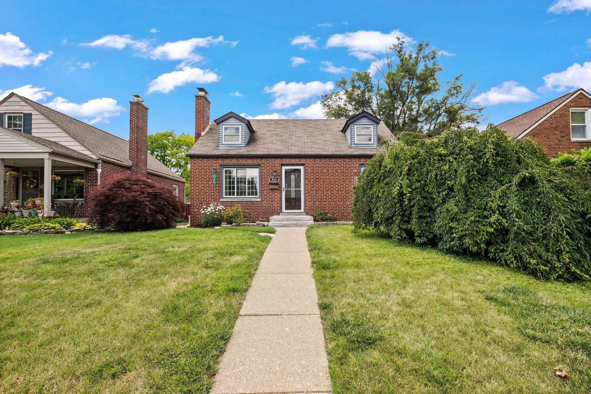 833 Copeland Road Columbus, OH 43212 - Photo 2 of 49 AF1A5652