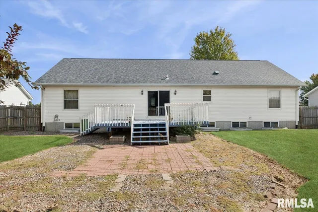 $259,000 | 1500 11th Street Northwest, Clinton, IA 52732