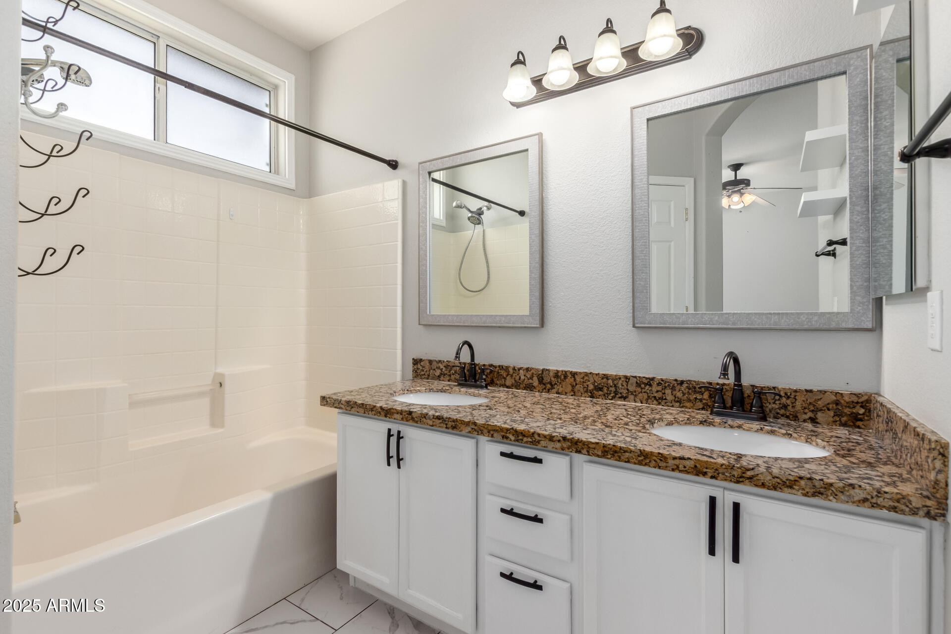 3704 East Wyatt Way Gilbert, AZ 85297 - Photo 22 of 37 22 - Wyatt