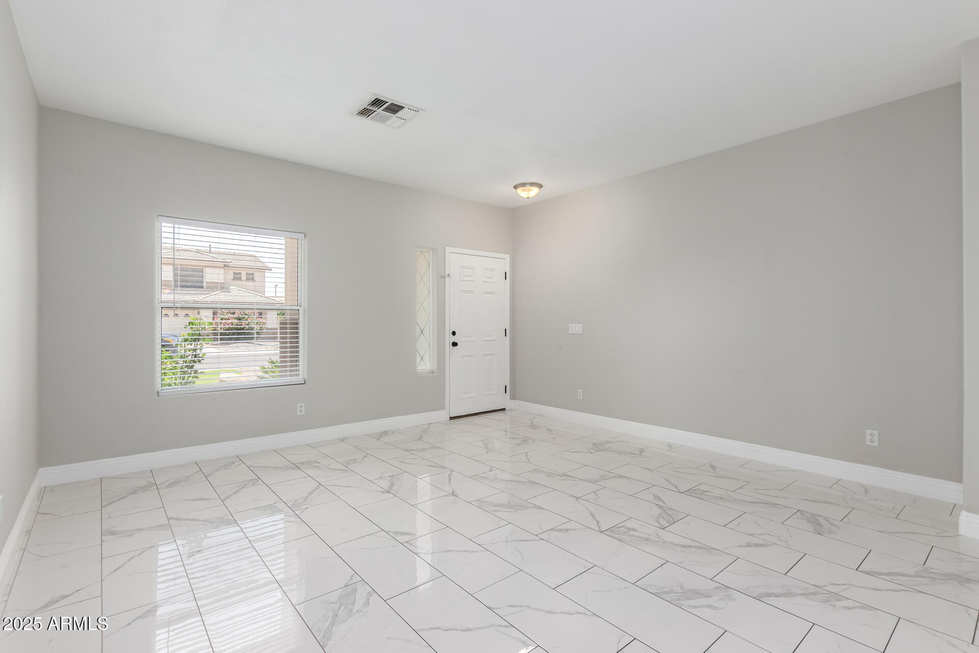 3704 East Wyatt Way Gilbert, AZ 85297 - Photo 6 of 37 06 - Wyatt