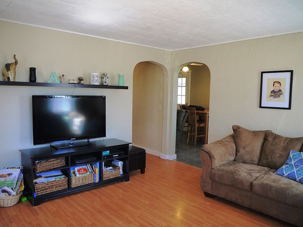 296 Main Street Walpole, NH 03608 - Photo 11 of 22