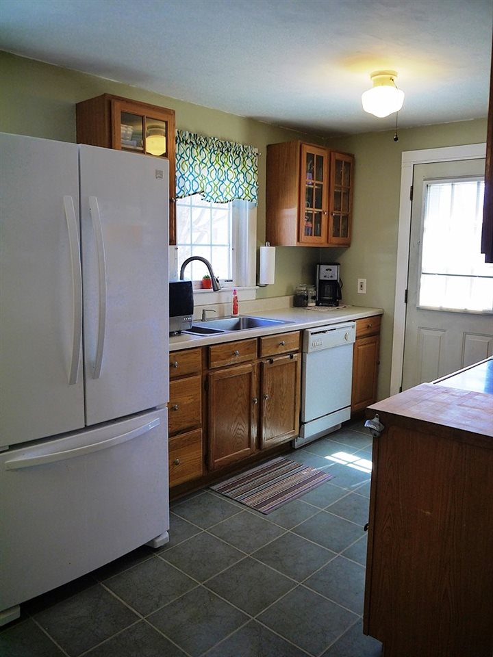 296 Main Street Walpole, NH 03608 - Photo 7 of 22