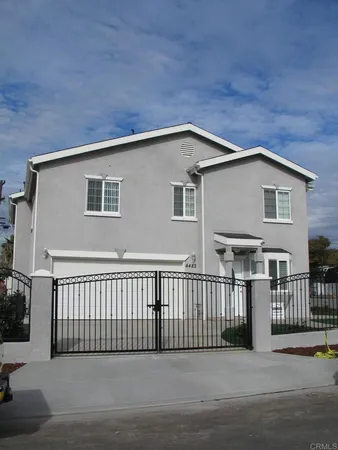 $3,300 | 4482 F Street, San Diego, CA 92102