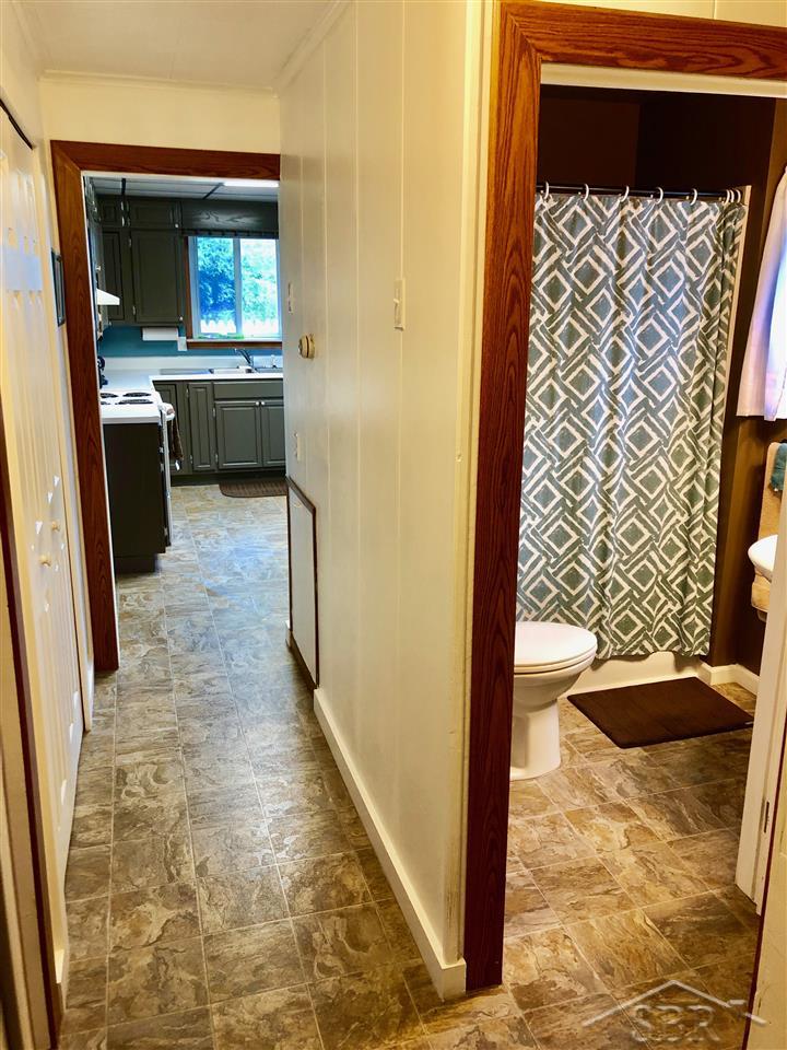 3860 Janes Road Saginaw, MI 48601 - Photo 8 of 19 31391539-9.JPG