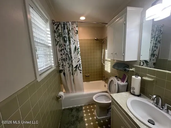 $208,000 | 1233 Horseshoe Drive, Natchez, MS 39120