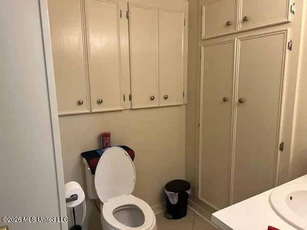 $208,000 | 1233 Horseshoe Drive, Natchez, MS 39120