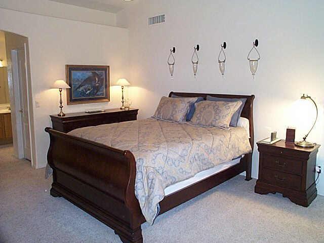 142 West Smoke Tree Road, Unit GREAT Gilbert, AZ 85233 - Photo 5 of 6 Additional Photo