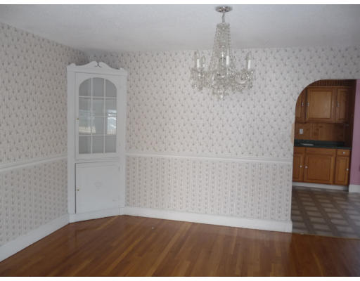 51 Strathmore Road Methuen, MA 01844 - Photo 3 of 14 Gallery Image 3