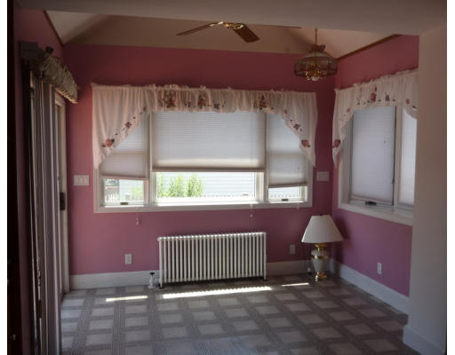 51 Strathmore Road Methuen, MA 01844 - Photo 5 of 14 Gallery Image 5