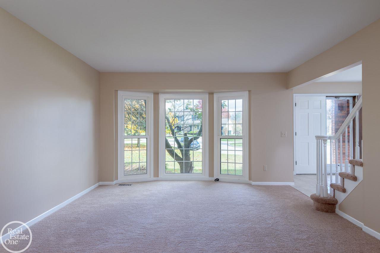 815 Mayfair Court Rochester Hills, MI 48309 - Photo 5 of 26