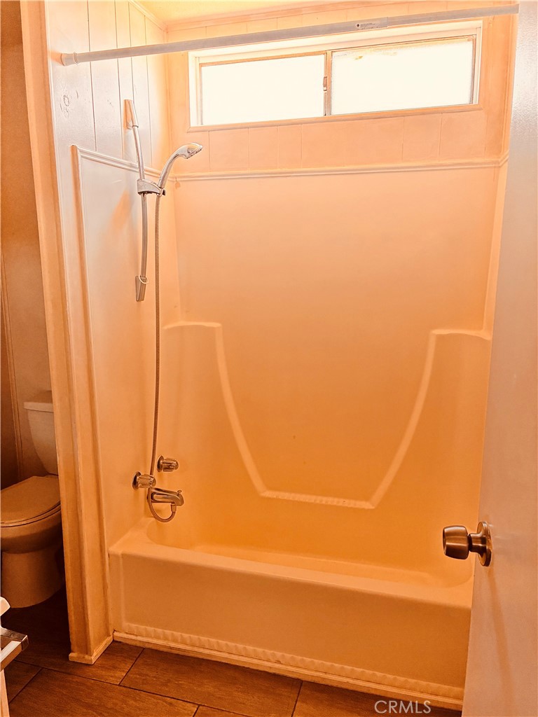 31130 South General Kearny Road, Unit 18 Temecula, CA 92591 - Photo 36 of 37 Master Bathroom