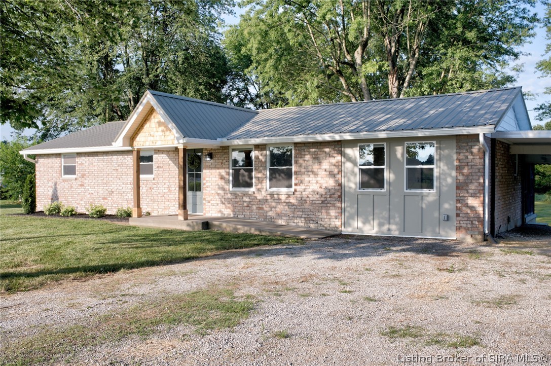 5707 Snow Road Henryville, IN 47126 - Photo 2 of 38
